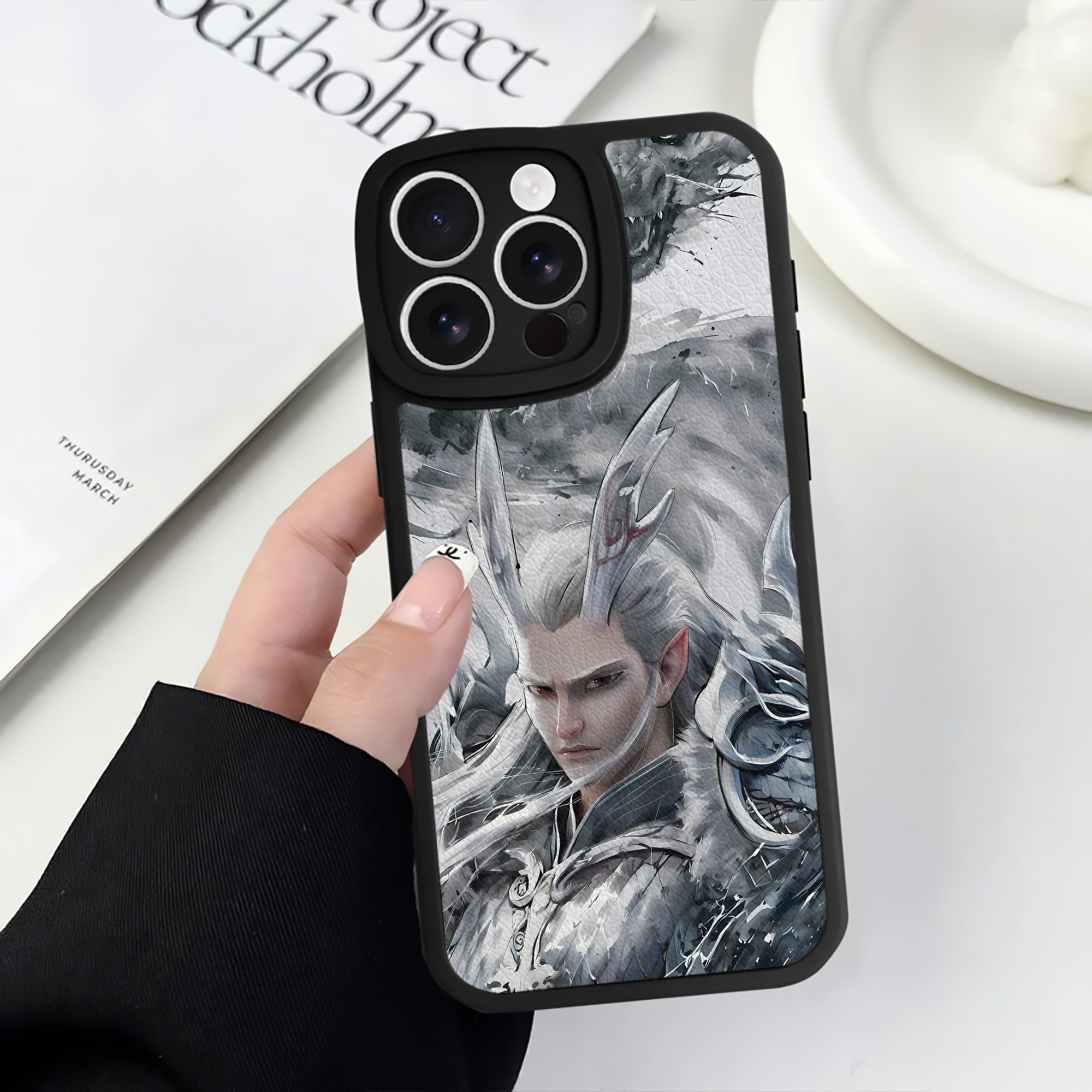 （画像用） Ne Zha 2 ナタ 魔童の大暴れ 【iPhone 16シリーズ対応】シリコンスマホケース（レザー調） 材質：シリコン